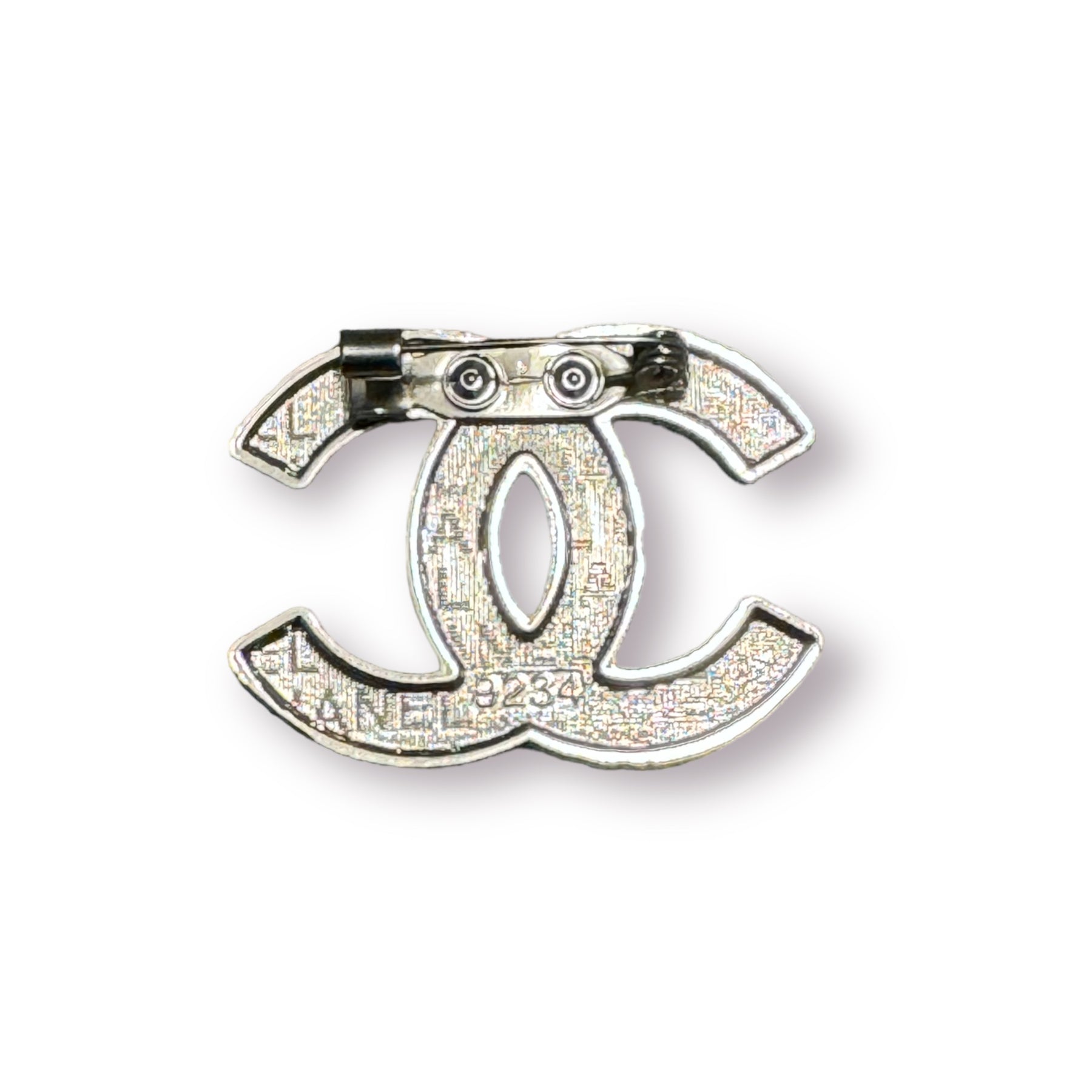 Navy Inspired CC Plated Small Brooch Pin- Silver – Dropashoe